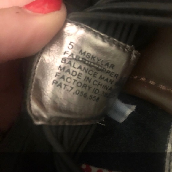 Sandals - Picture 4 of 4